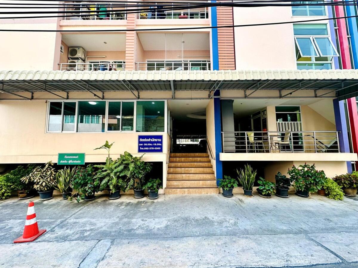 الشقق الفندقية Ban Rong Khoeiفي  Wisdom Burg Bangsaen, Pool, Gym المظهر الخارجي الصورة