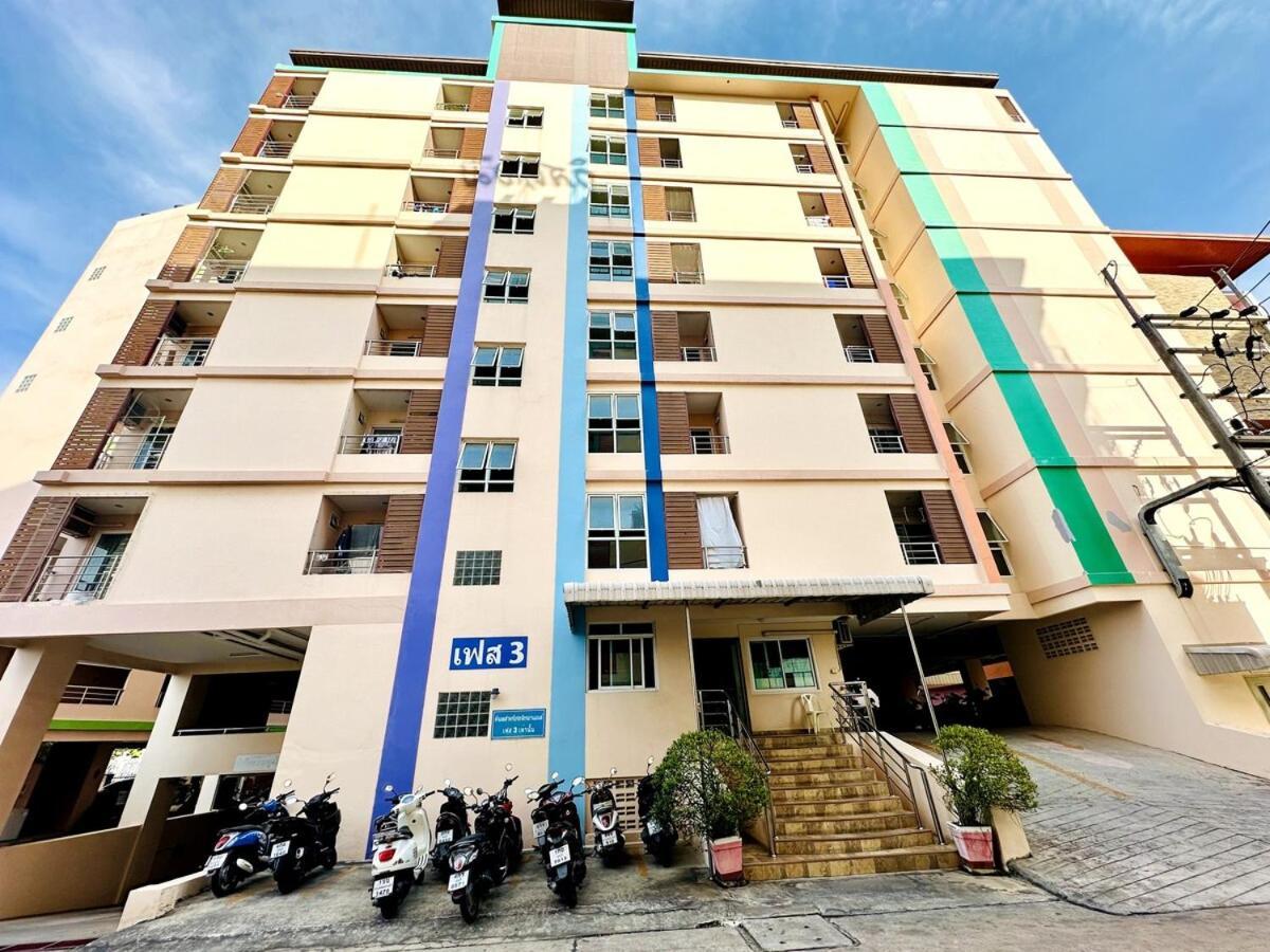الشقق الفندقية Ban Rong Khoeiفي  Wisdom Burg Bangsaen, Pool, Gym المظهر الخارجي الصورة