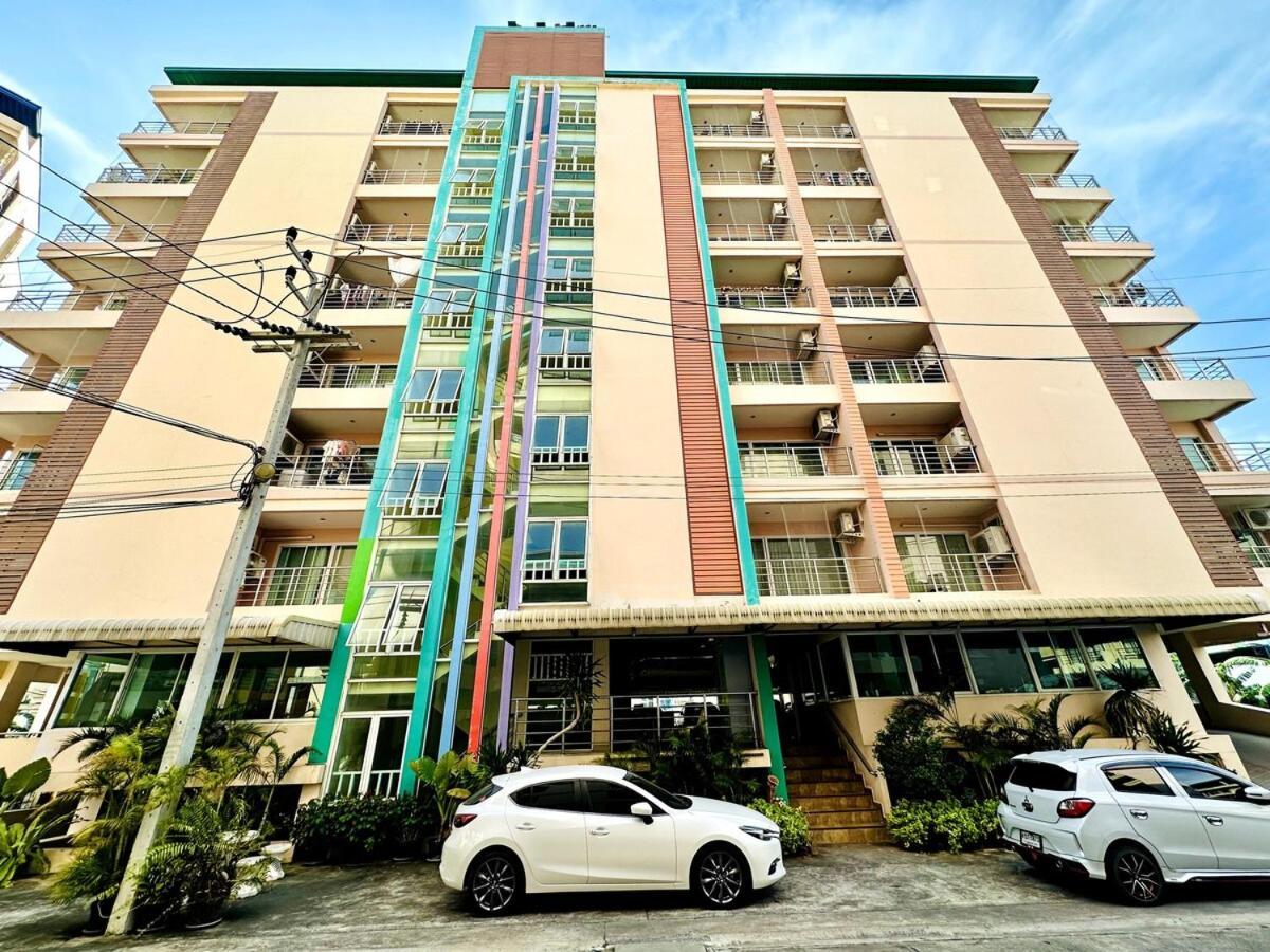 الشقق الفندقية Ban Rong Khoeiفي  Wisdom Burg Bangsaen, Pool, Gym المظهر الخارجي الصورة