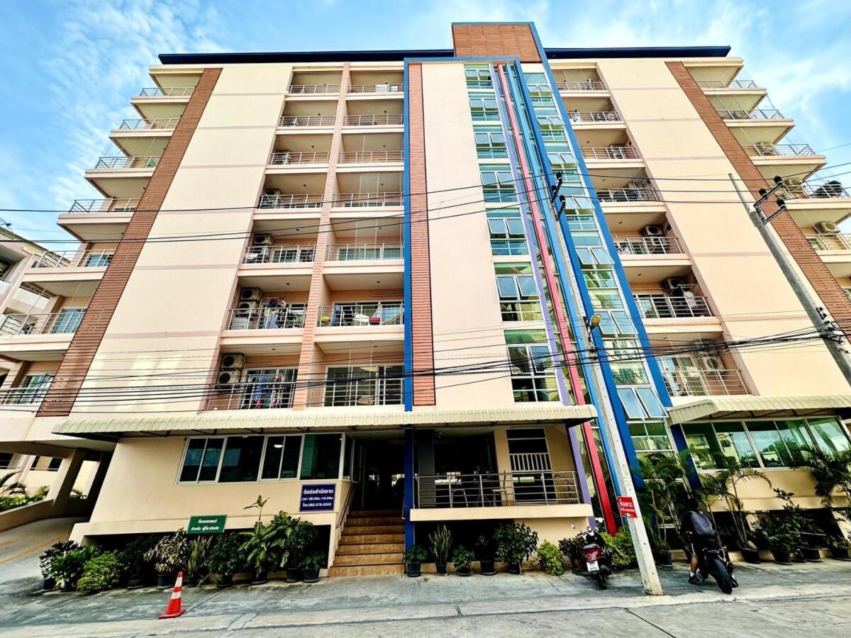 الشقق الفندقية Ban Rong Khoeiفي  Wisdom Burg Bangsaen, Pool, Gym المظهر الخارجي الصورة
